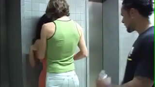 Monica Mattos iray ny lahatsary voalohany Monica Mattos iray ny lahatsary voalohany