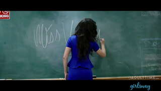 Mokytojas MILF Angela Balta myli studentus