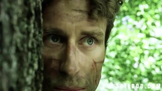 У красивої дівчини є не тільки груди, срака і красиве обличчя