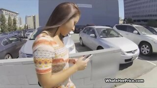 Poimien ja kusessa spicy Latina söpöläinen