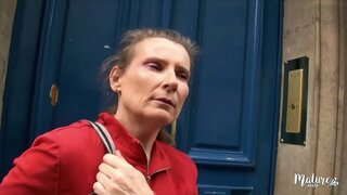 Якҷоя бо духтарони ман дӯстони мо бӯсаи зрелую