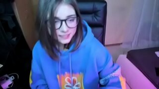 Pendejita žaisti su dildo