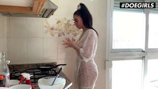 DOEGIRLS - #Florane Russell #Cherry Kiss Sexy MILF Pornstar Durante el Bloqueo más caliente de la Edición!